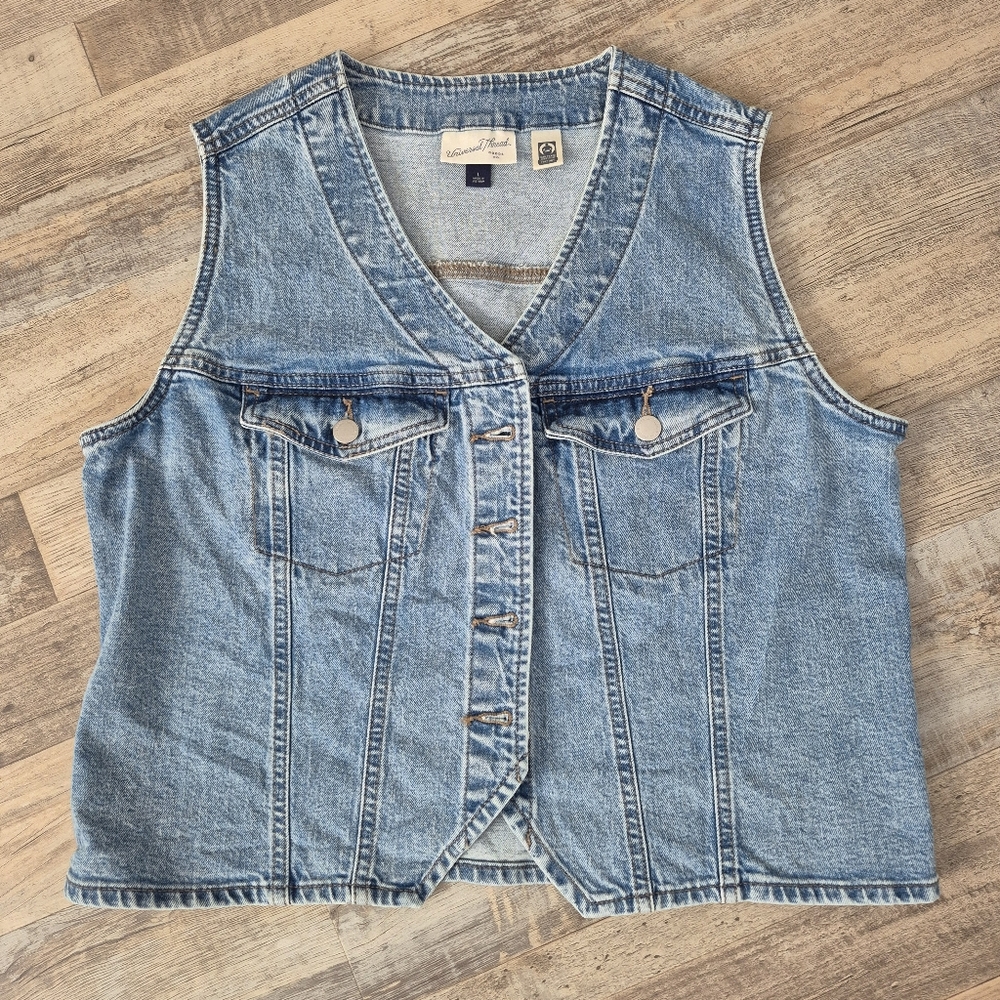 NEW Universal Thread V-Neck Denim Vest, Medium Wash, L